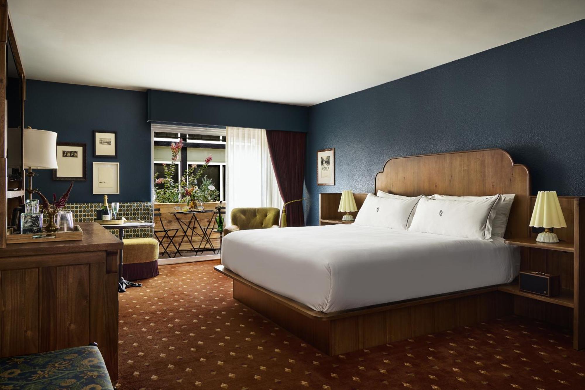 Double Room,1544610847:JPEG