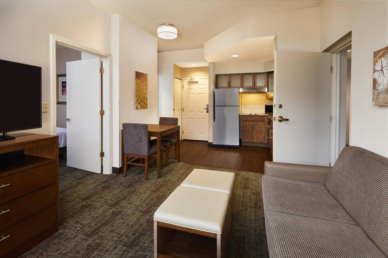 Two-Bedroom Suite Disability Access,1709574520:JPEG
