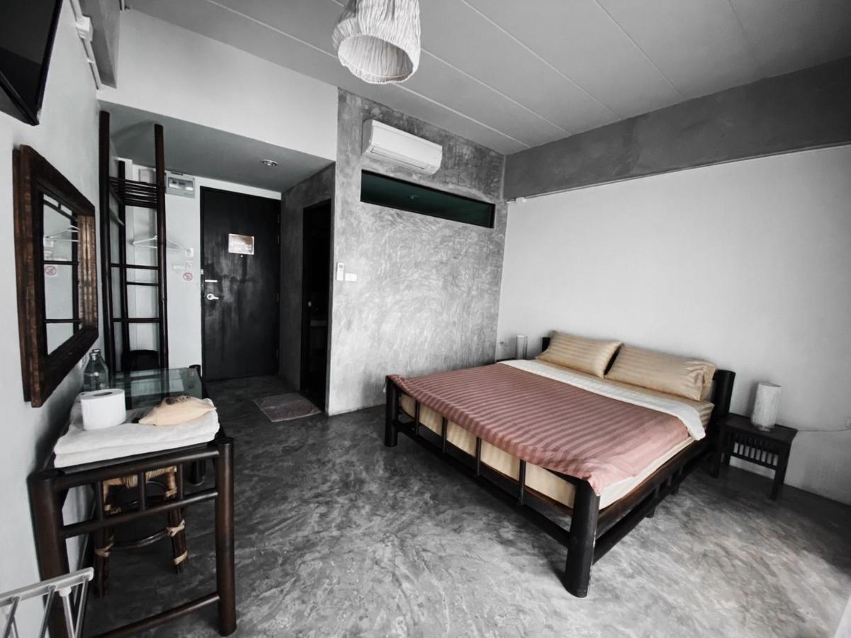 Standard Double Room,1018683331:JPEG