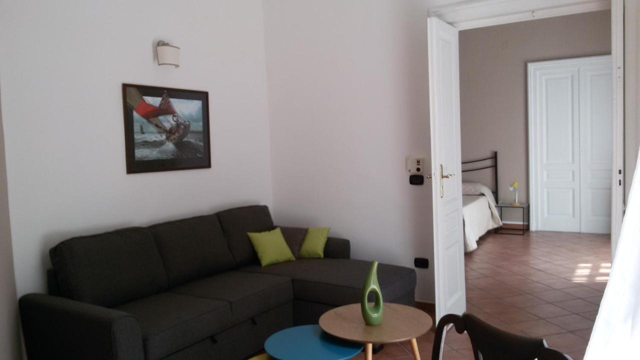 Standard Suite,1033163612:JPEG