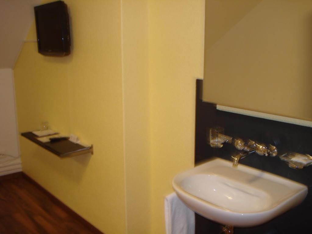 Habitación Triple con baño privado externo