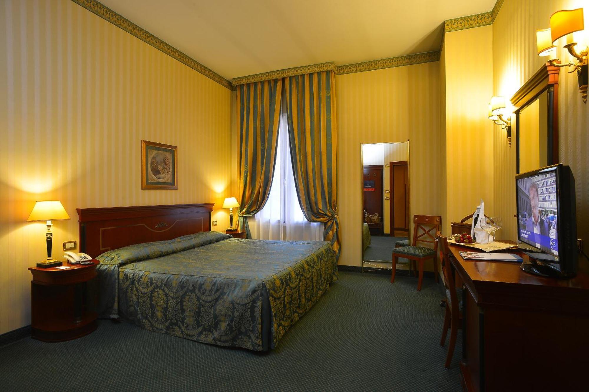 Double or Twin Room,925869400:JPEG
