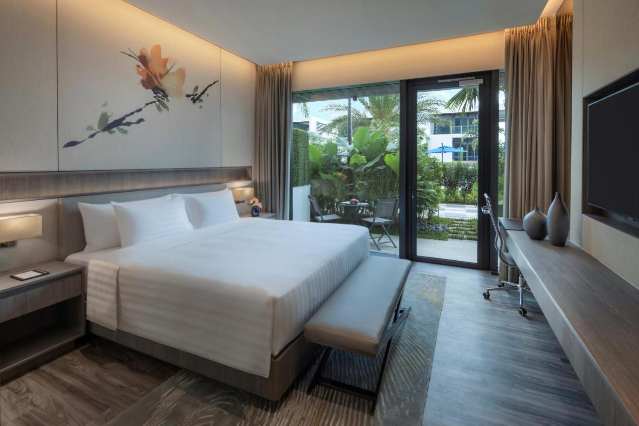 Deluxe Laguna Kamer met Kingsize Bed en Patio - Uitzicht op het Zwembad