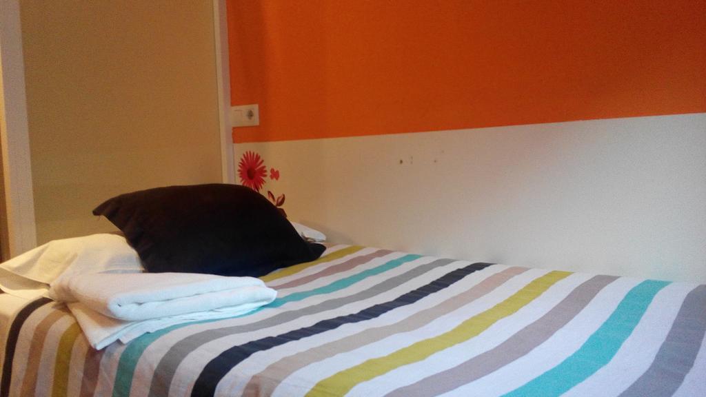 Concierge King Bed,109273422:JPEG