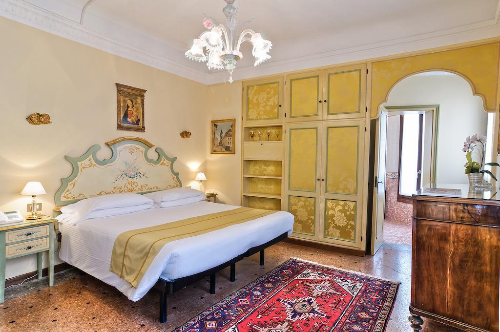 Comfort Double or Twin Room