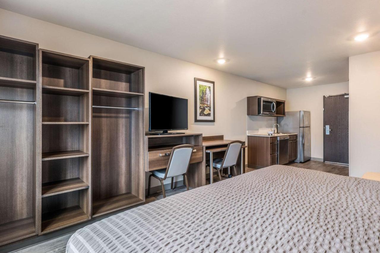King Room - Accessible/Non-Smoking