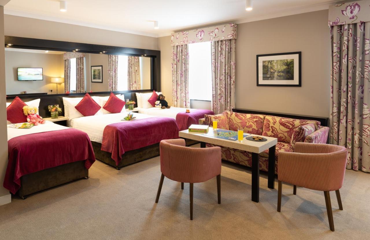 Large Classic Triple Room,1528757179:JPEG
