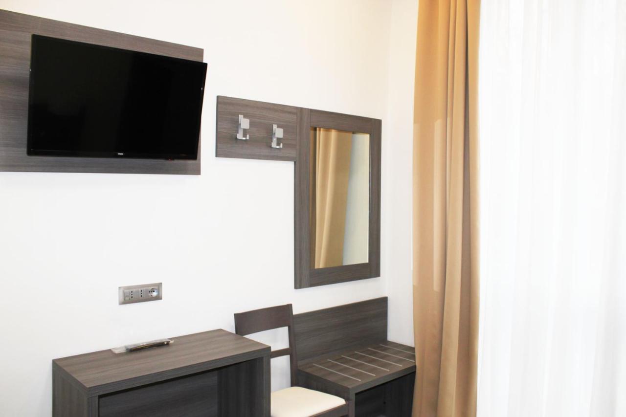 Double Room,1139678320:JPEG