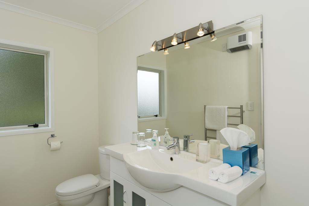 Double Room,827609444:JPEG
