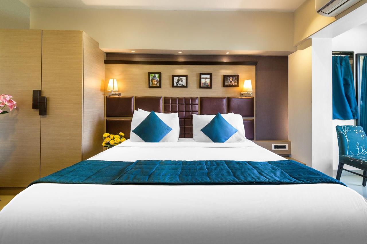 Premium Double or Twin Room Airport Drop