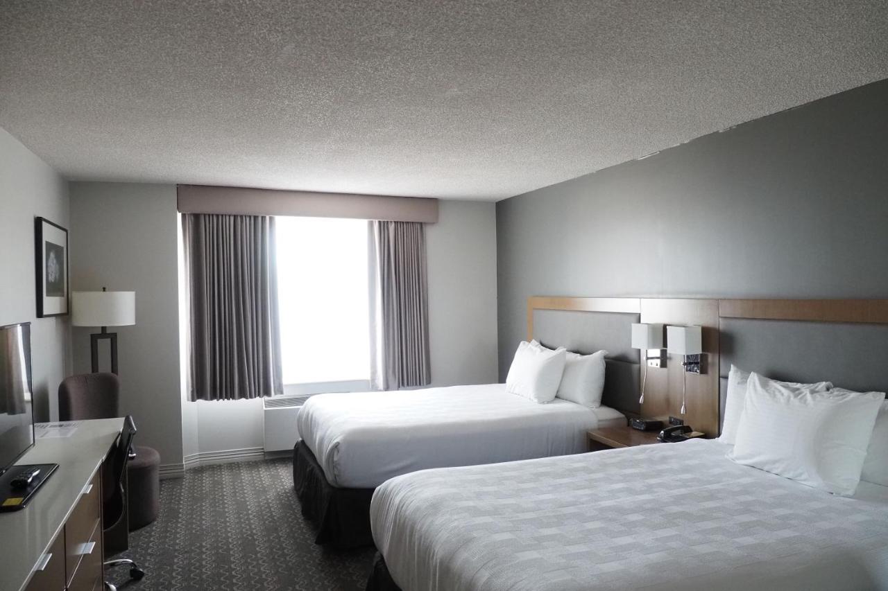 Deluxe Two Double Beds Room