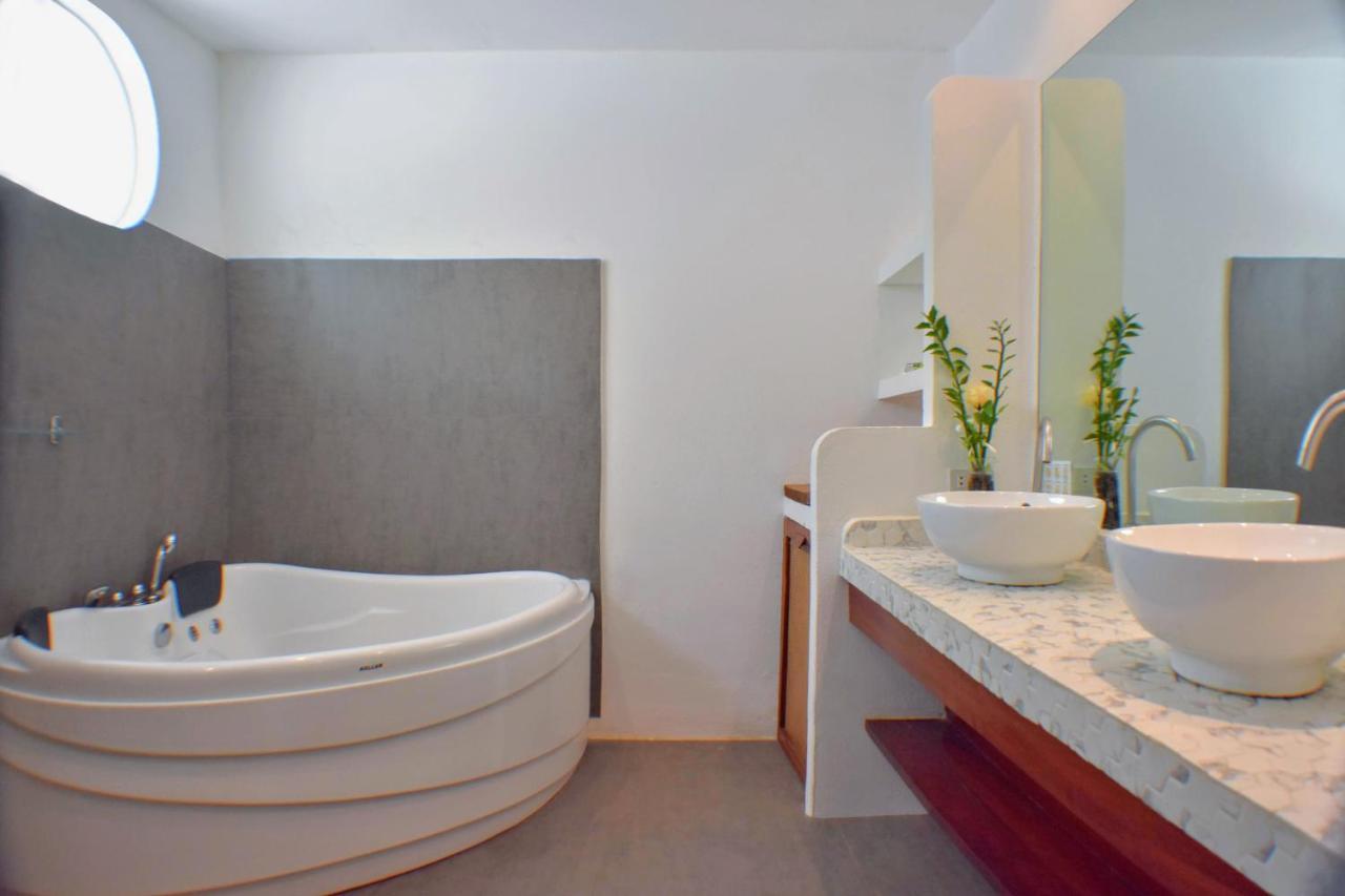 Deluxe Double Room with Jacuzzi