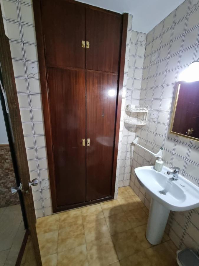 Single Room Private Bathroom