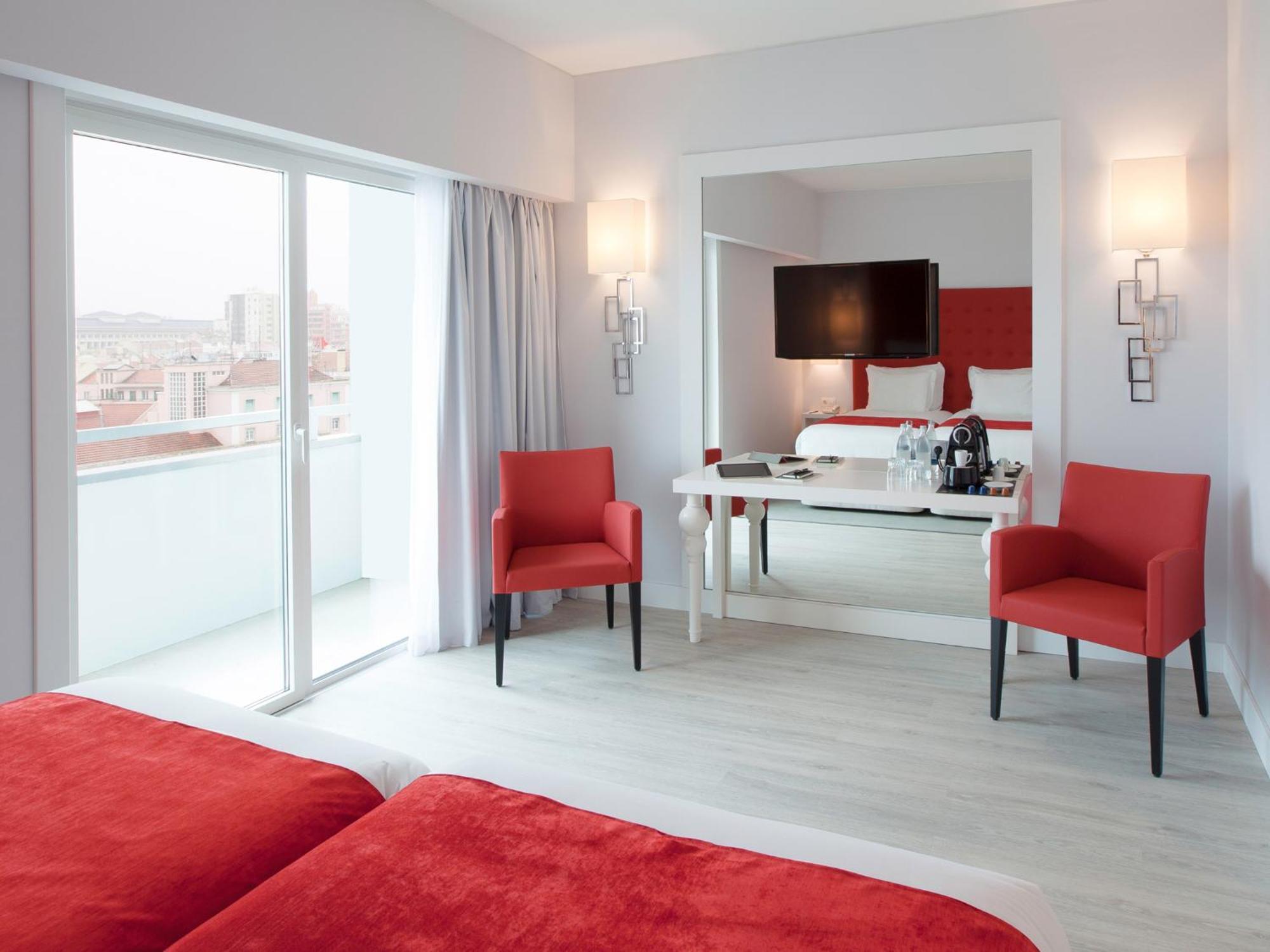 Premium Double or Twin Room with Balcony,1433207593:JPEG