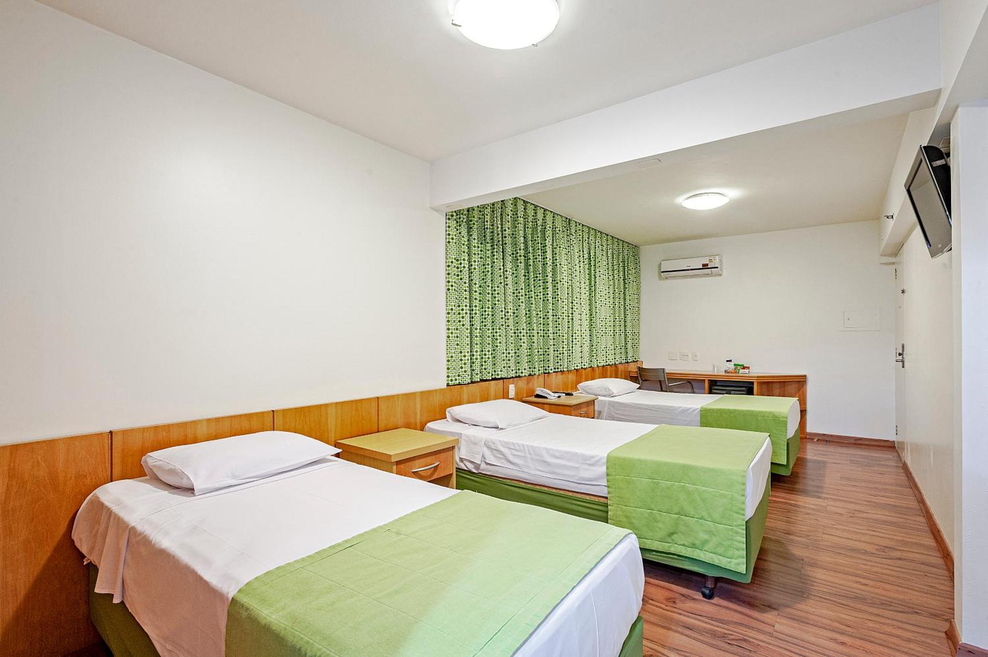 Quarto Triplo Standard