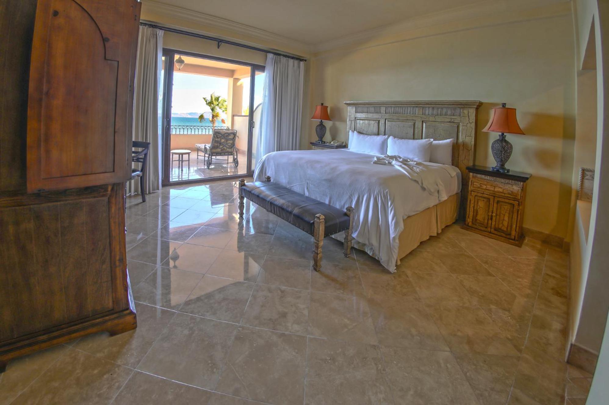 Luxury Suite Ocean View
