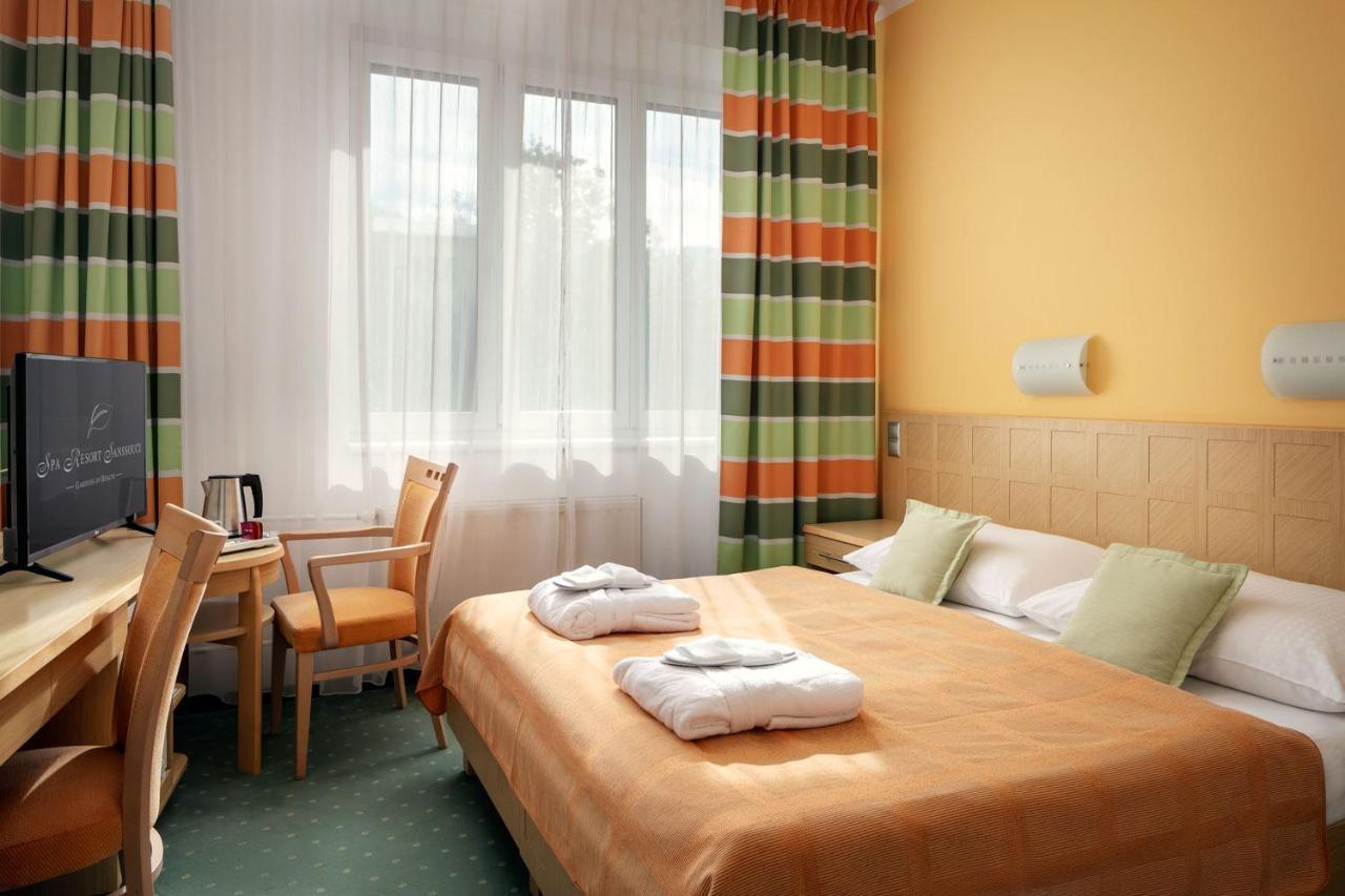 Double or Twin Room Wellness Access