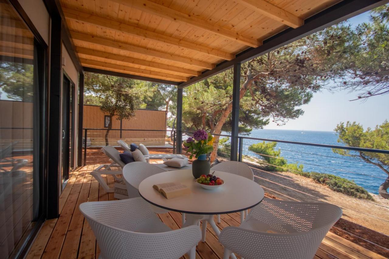 Villa Camping con Vista Mare