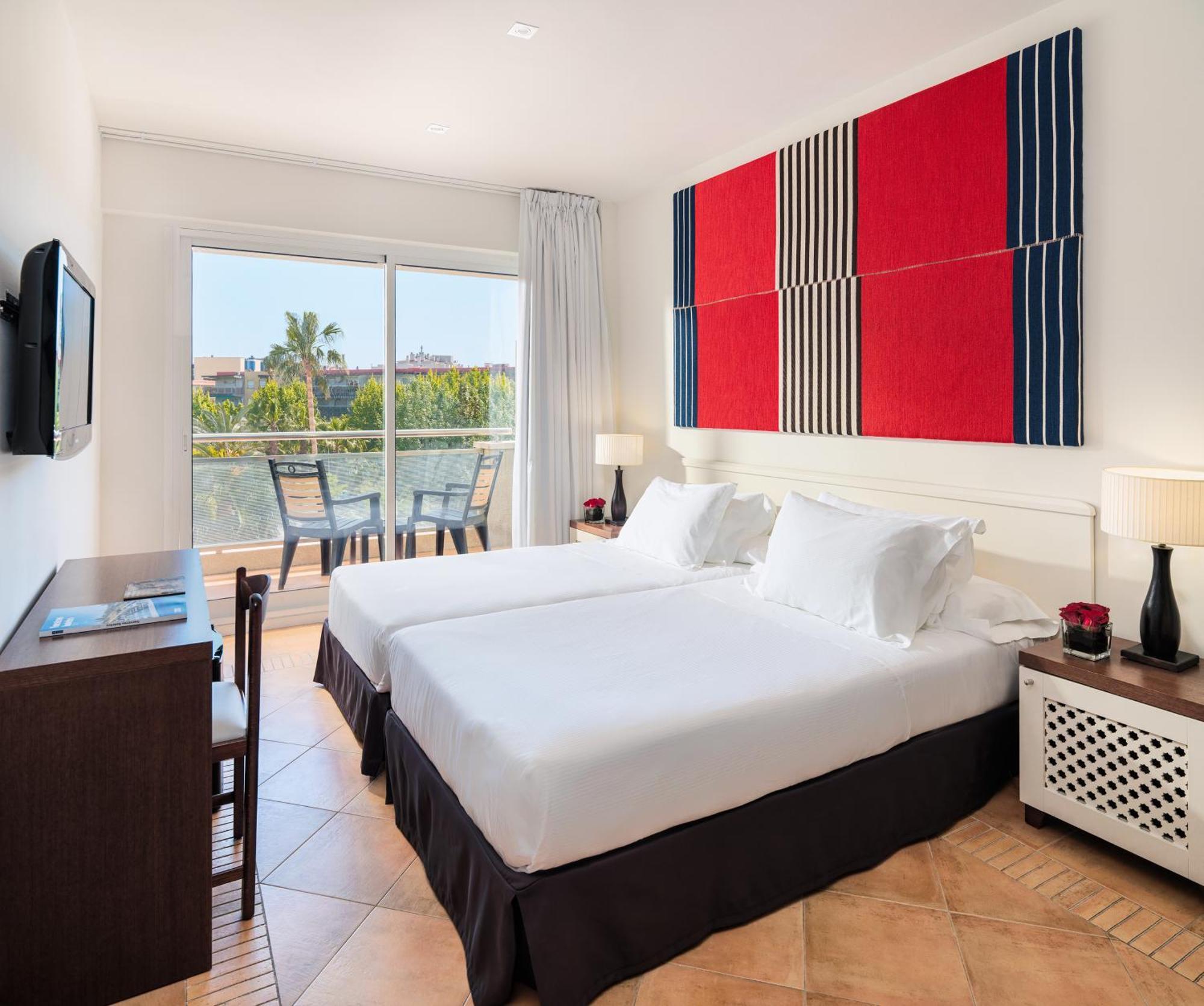 Double or Twin Room (2 Adults)