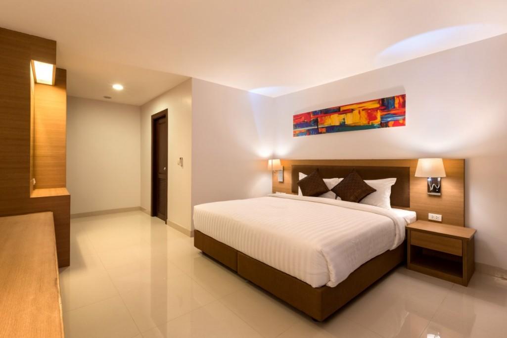 Family Jacuzzi Suite,1208966860:JPEG