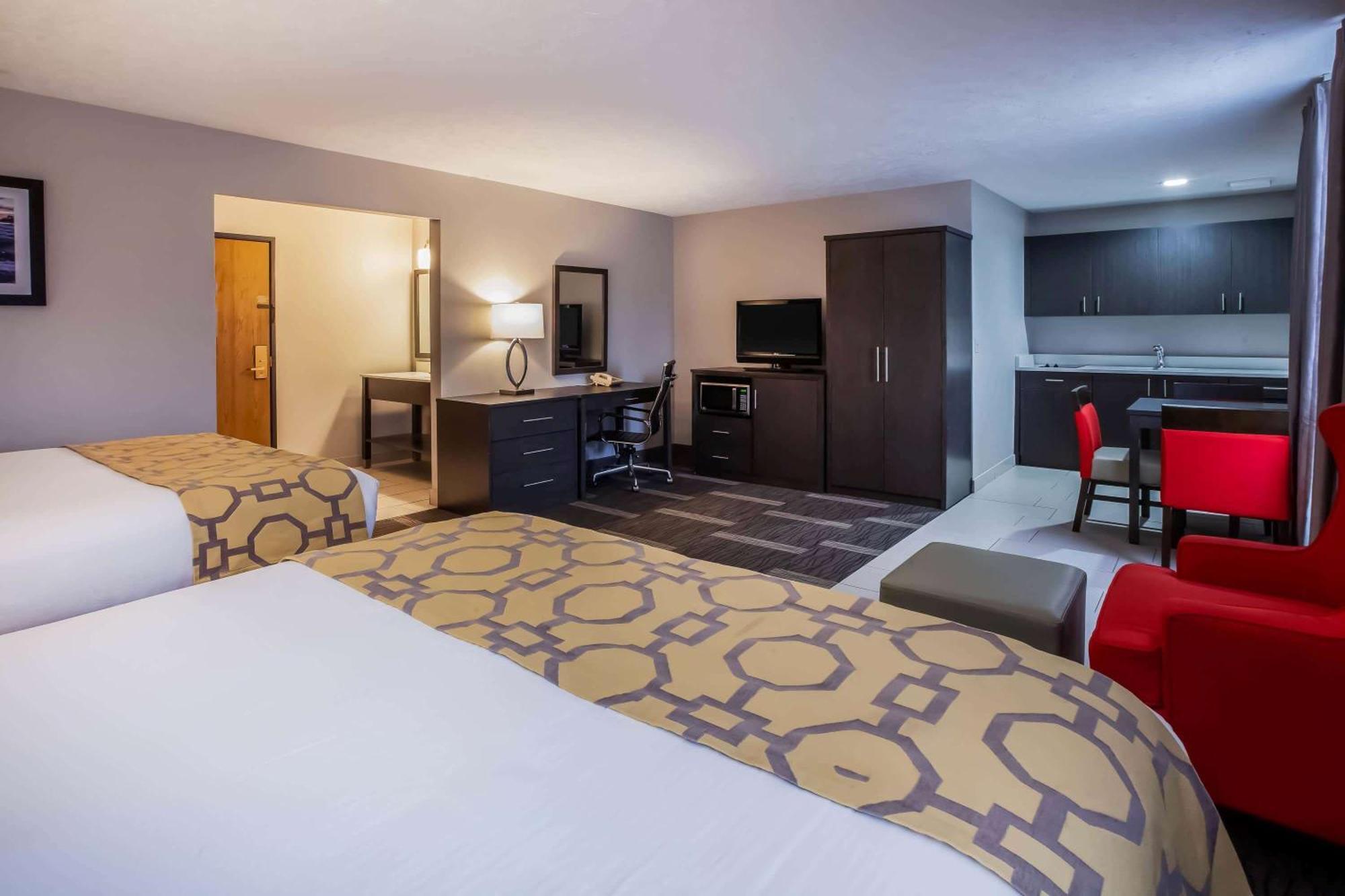 Studio Suite Two Queen Beds Non-Smoking
