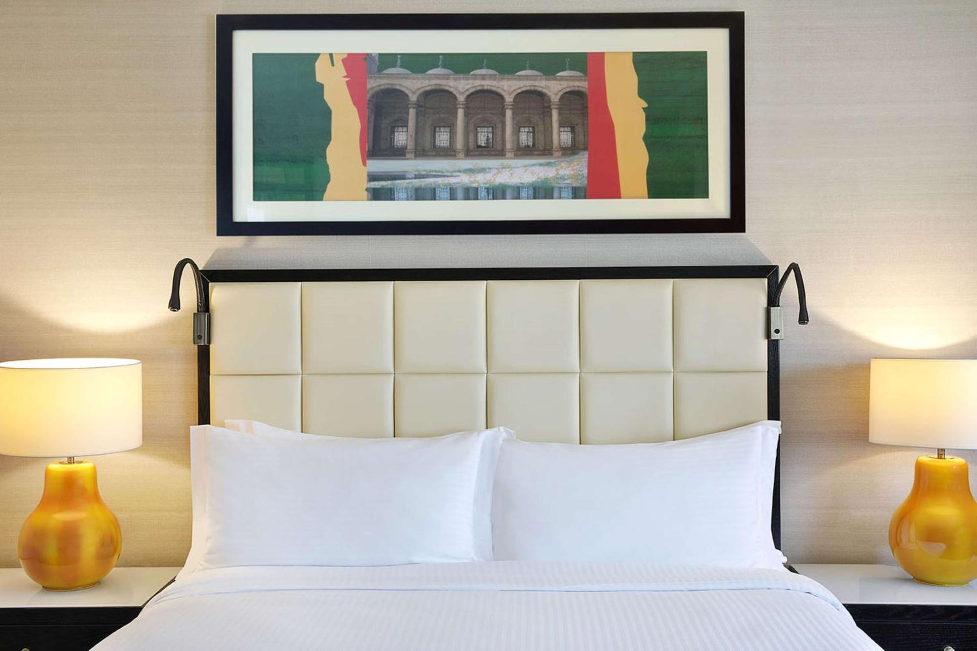 Camera Familiare con 2 Camere da Letto Collegate e Vista Piscina