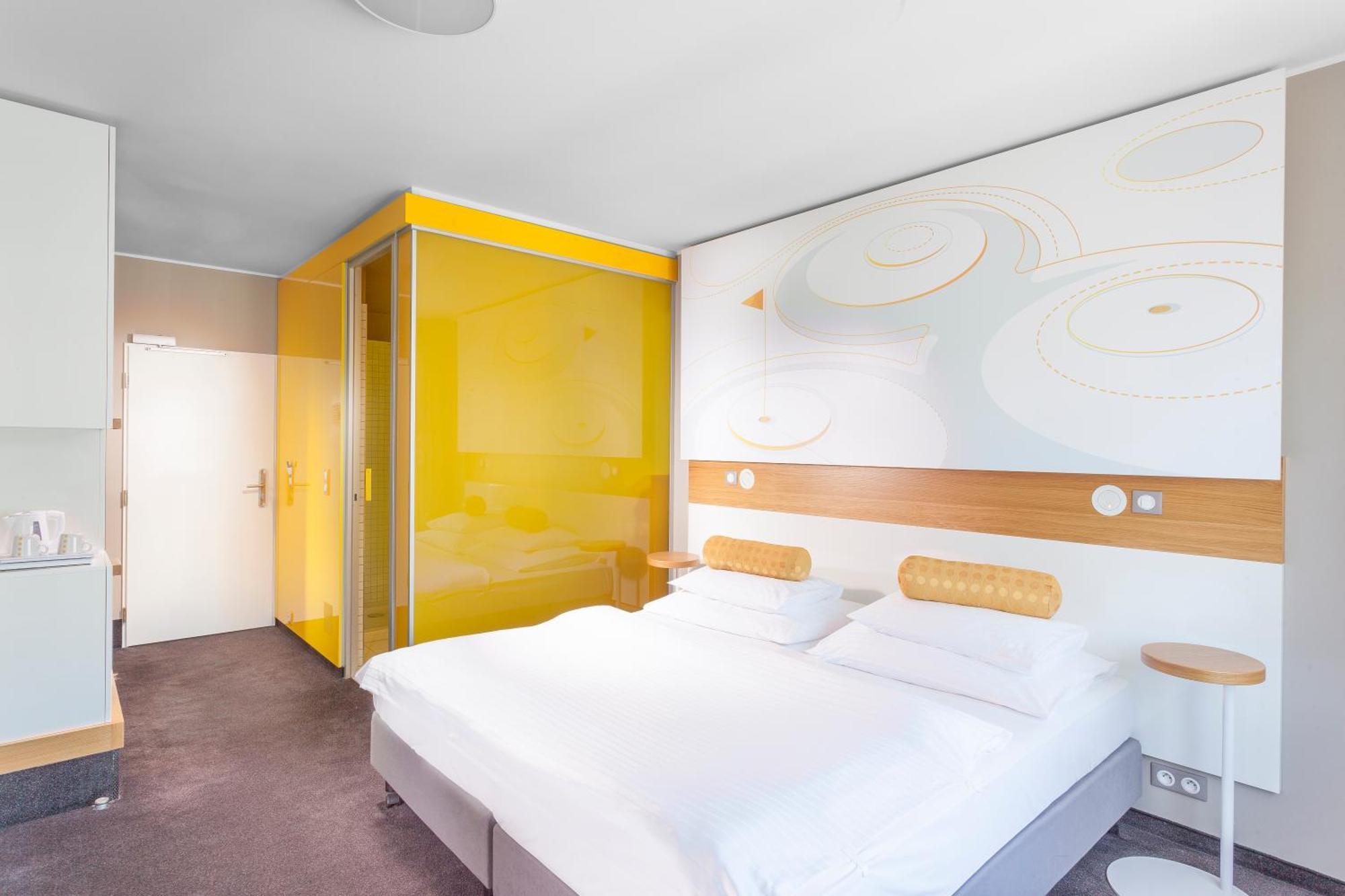 Superior Double or Twin Room,1602343383:JPEG