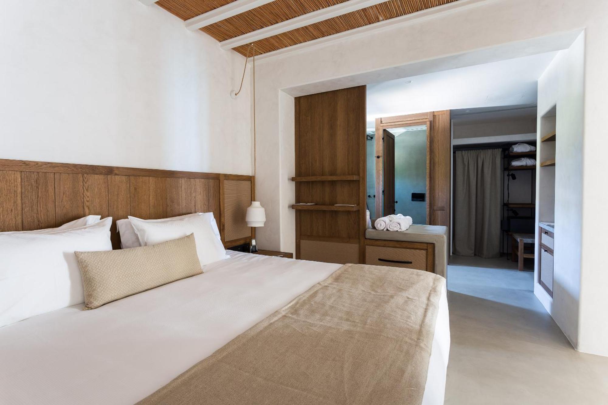 Junior Suite Side Sea View