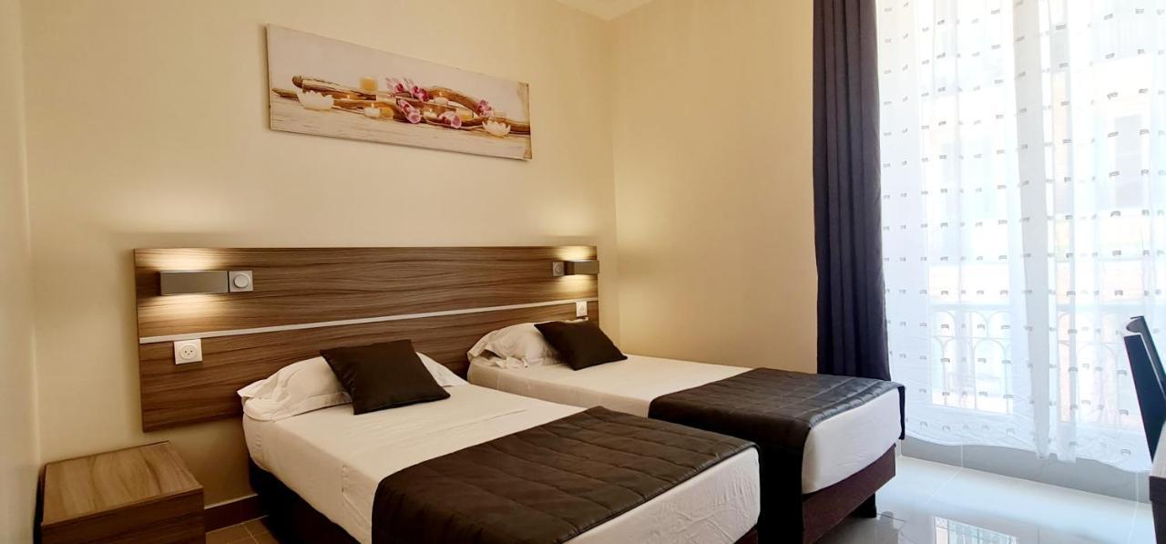 Chambre Double ou Lits Jumeaux