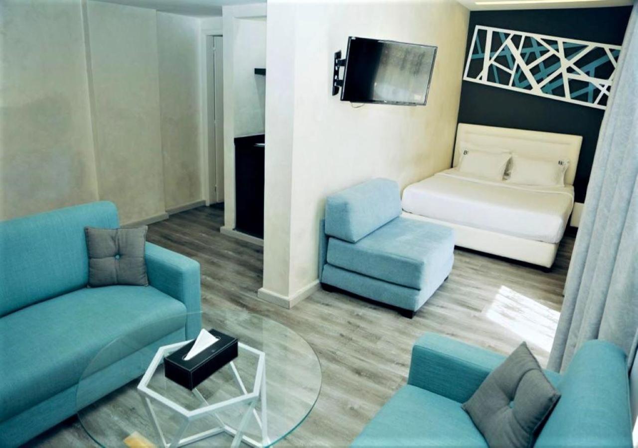 Junior Suite Balcony,1554149311:JPEG