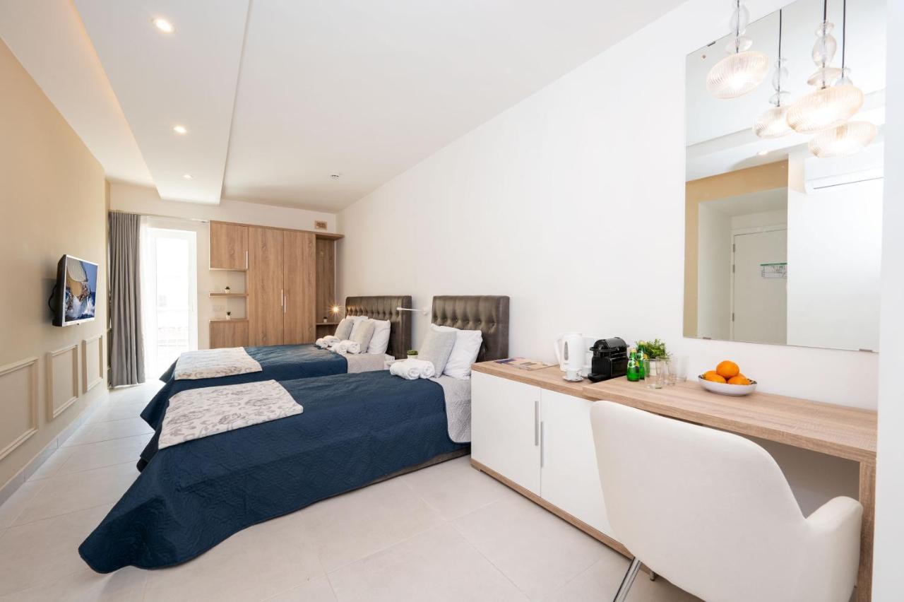Triple Room Balcony