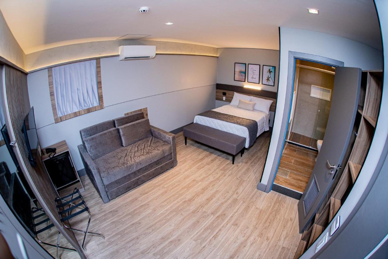 Family Room,1297881811:JPEG