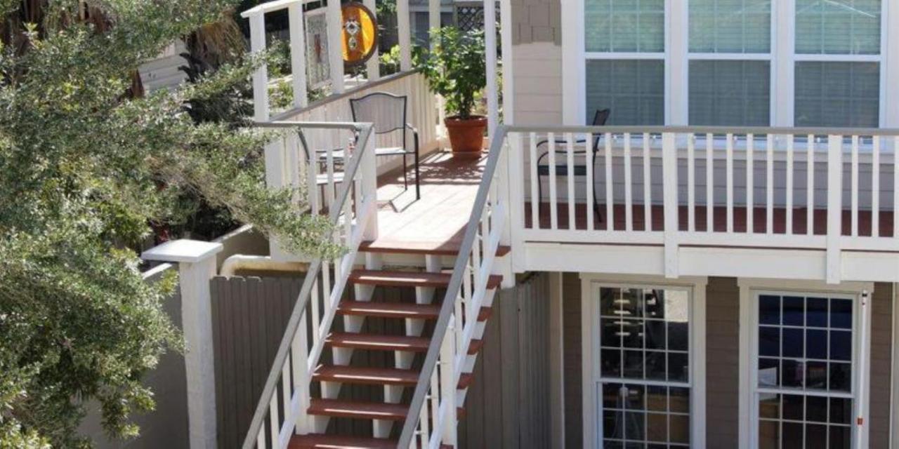 Deluxe King Suite Key West