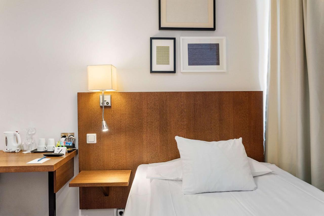 Classic Single Room