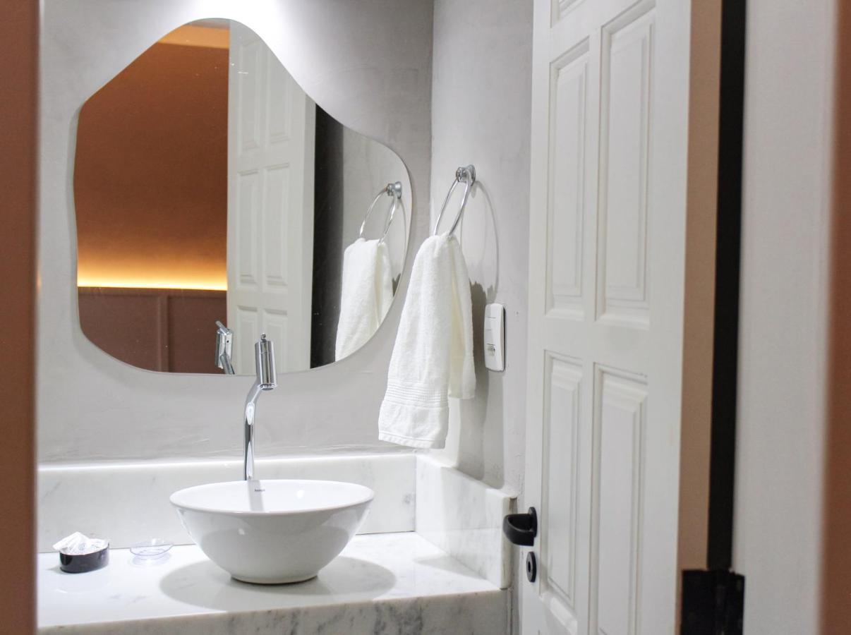 Quarto Triplo Básico