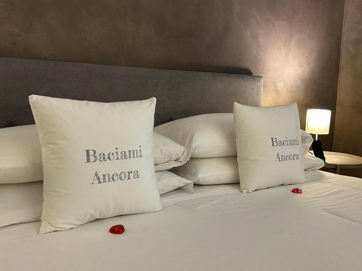 Double Room,1318471417:JPEG