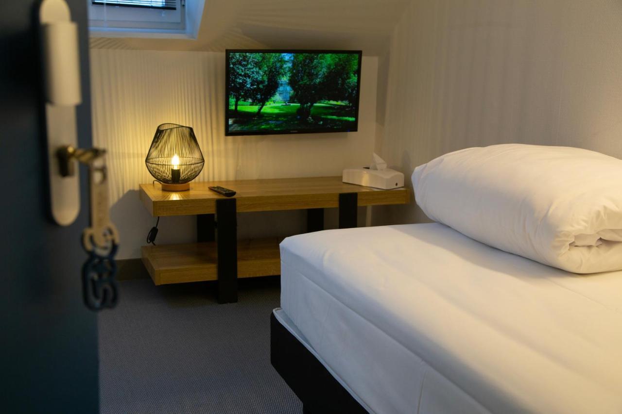Budget Single Room