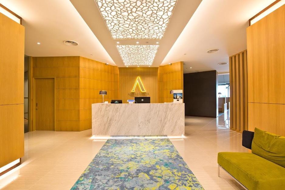 5 Hours Lounge Seated Sofa Chairs NO BED Check between 7AM to 7PM,1358830595:JPEG