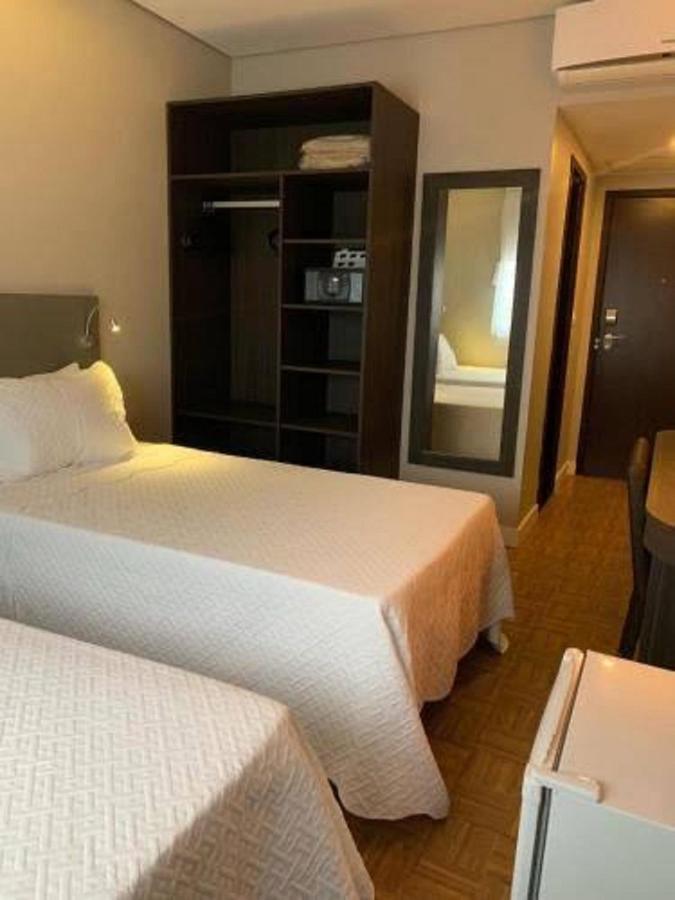 2 Twin Beds Luxury Suite Non-Smoking,1365341150:JPEG