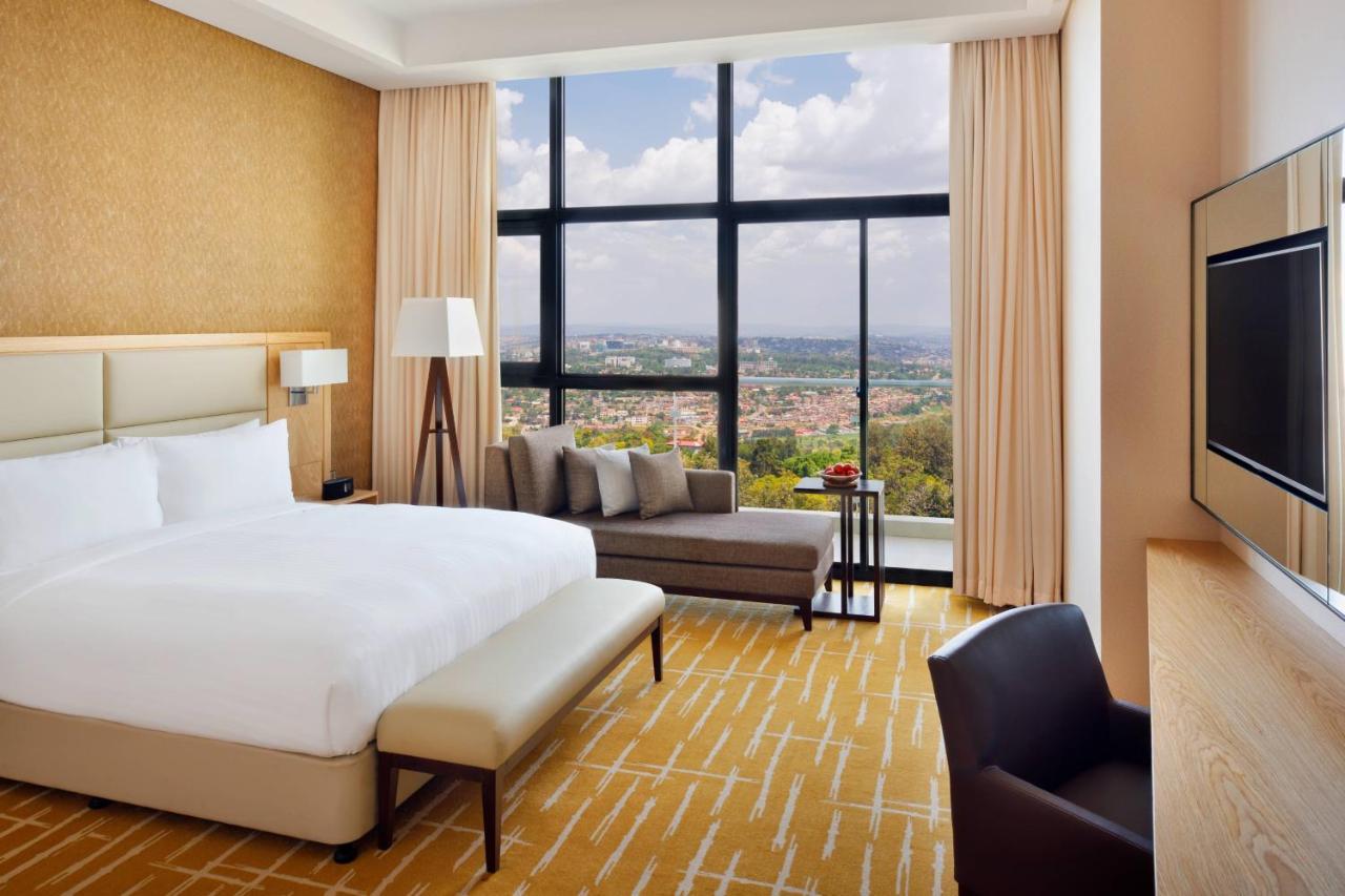 Executive lounge access, Guest room, 1 King Bed,1550486686:JPEG