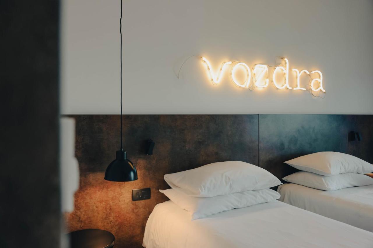Standard Design Twin Room