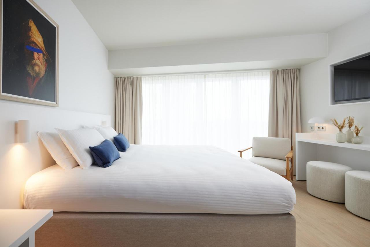 Superior Double Room,1414724784:JPEG