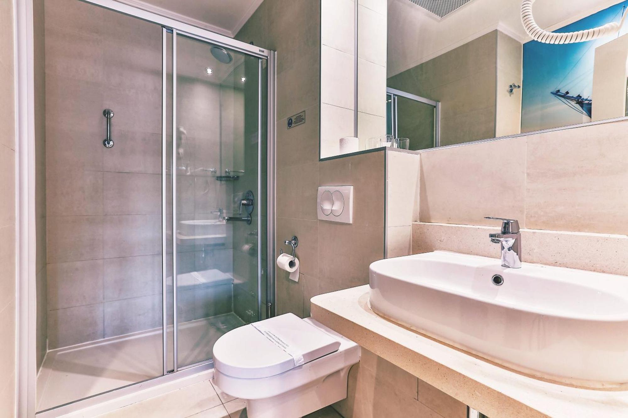 Double or Twin Room Mountain View