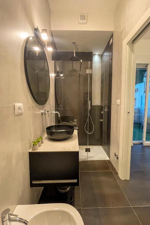 Double Room,1466152616:JPEG