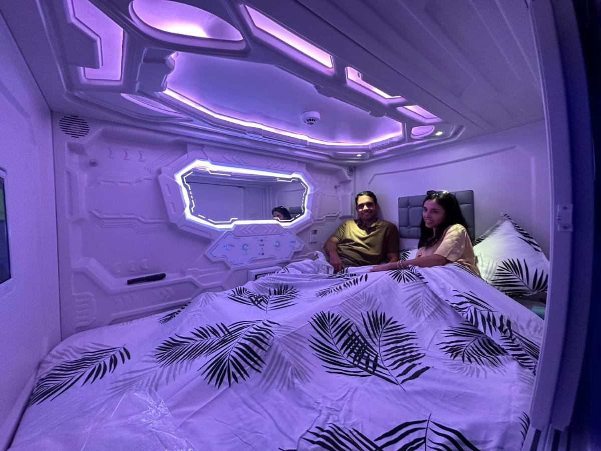 Doppelkapselbett im gemischten Schlafsaal