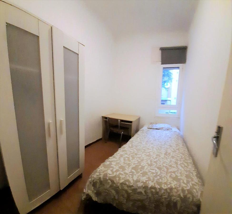 Economy Single Room,1480490360:JPEG
