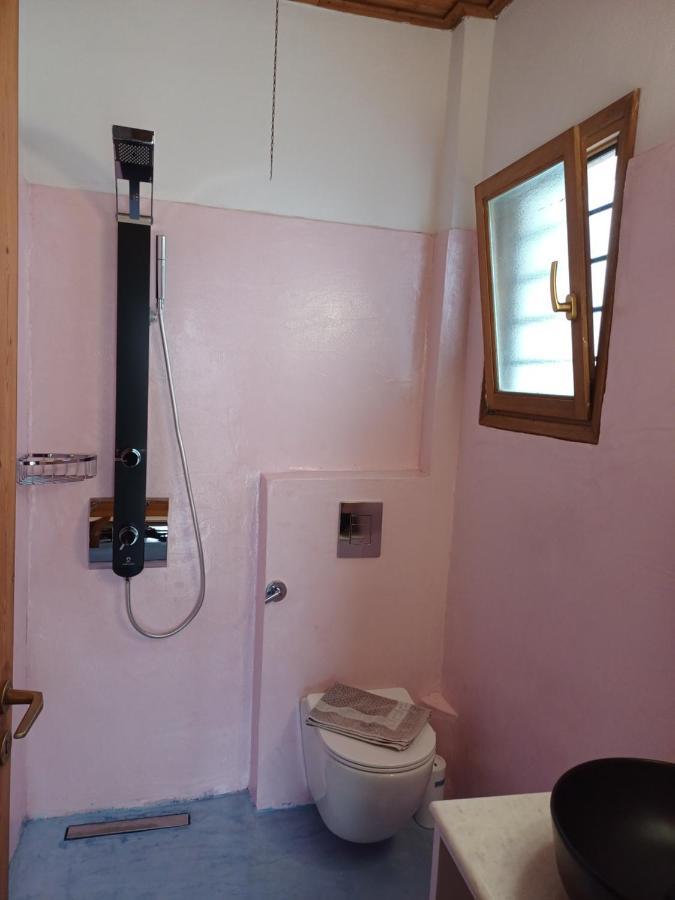 Studio (2 Adults)