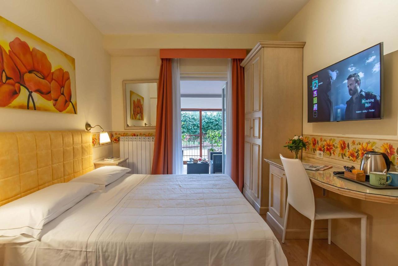 Kleine Tweepersoonskamer met Balkon