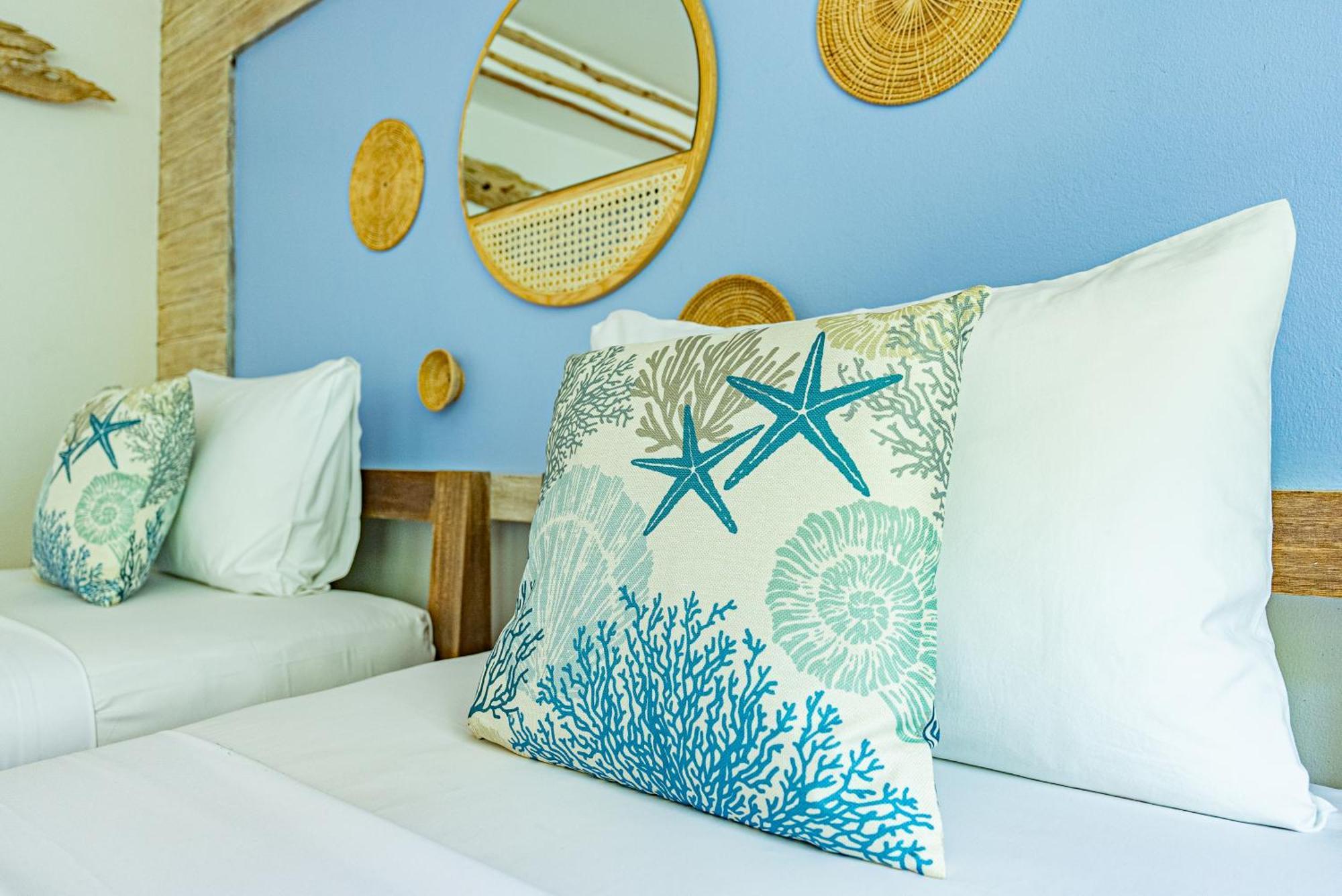 Deluxe AB2 Twin Room