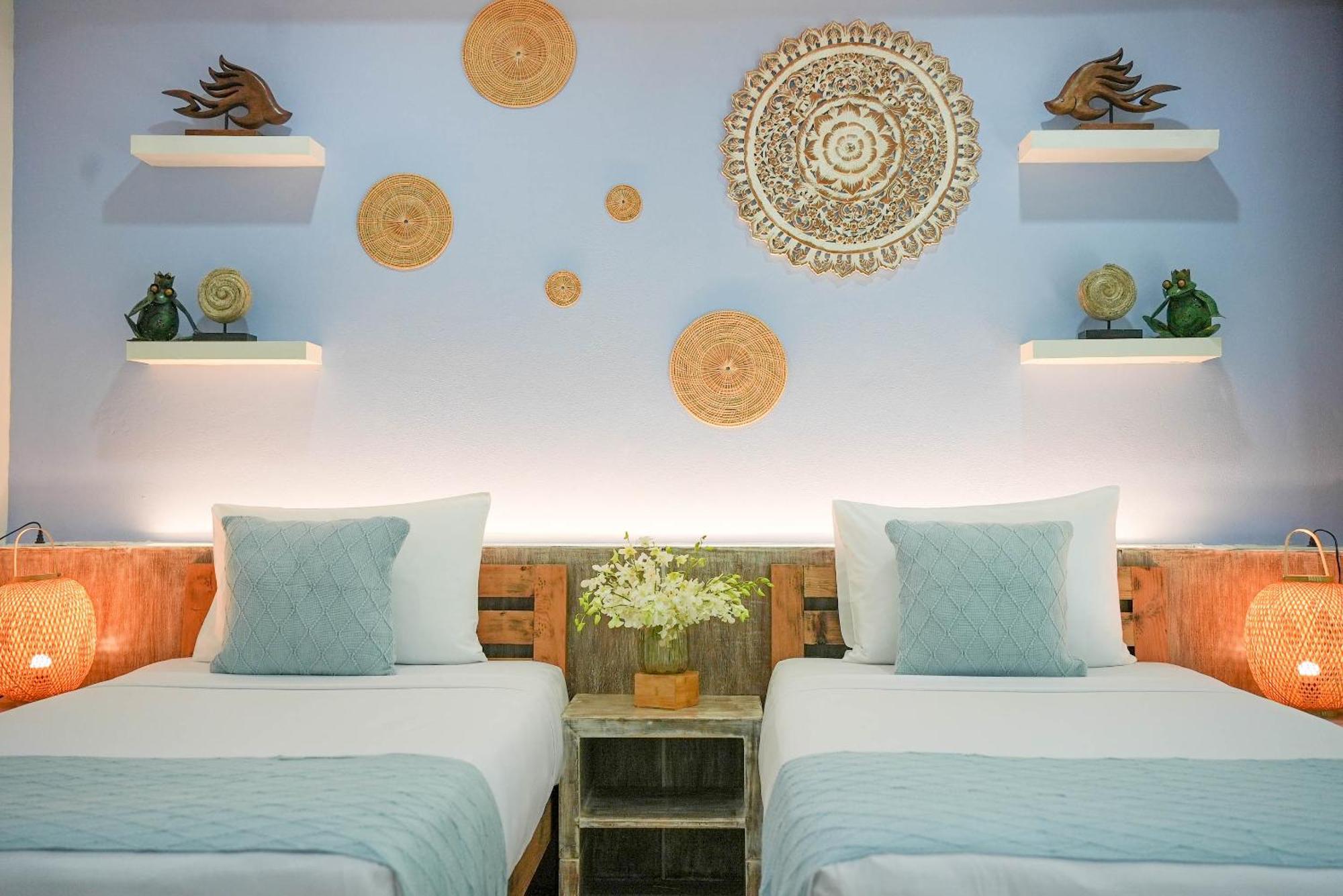 Premier AB5 Twin Room